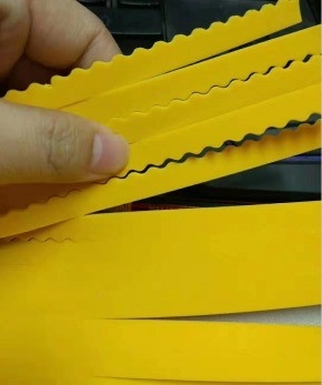 보증 1 년 접착성 다이 커팅 슬롯 고무 70 장 다이 추출 고무 절개 곰팡이 다이 제조