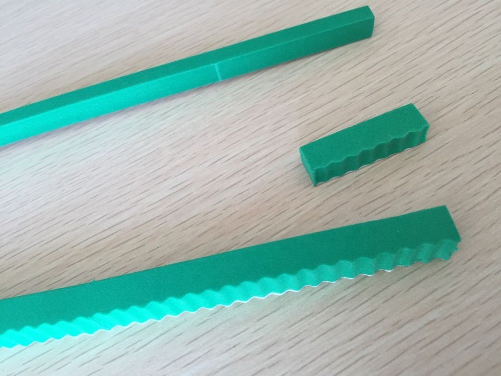 60 컷 폼 도어 제작 및 차원 8x8x300x380mm