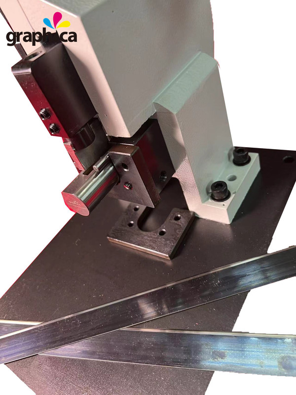 내구성 강철 막 절단 블레이드 및 도어 메이커를위한 칼 1pcs 3pt 최대 규칙 두께