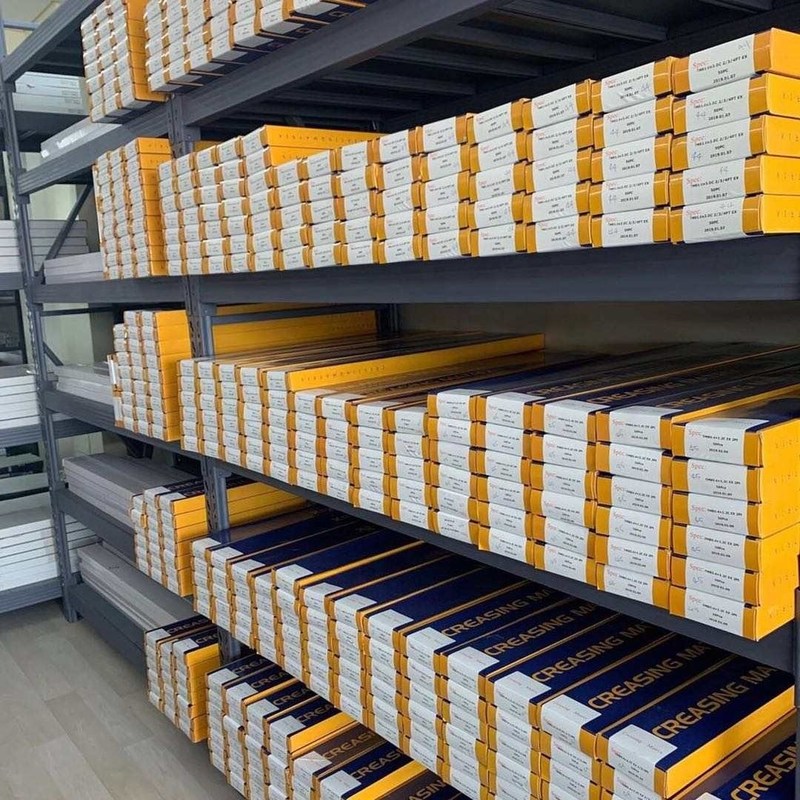 채널 높이 0.8mm 플라스틱 크레이징 매트릭스 절단 기계 GRB0.8 * 2.5mm 다이 커터